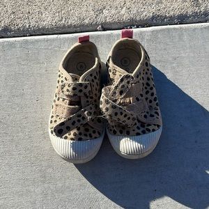 Kids Size 8 Sneakers